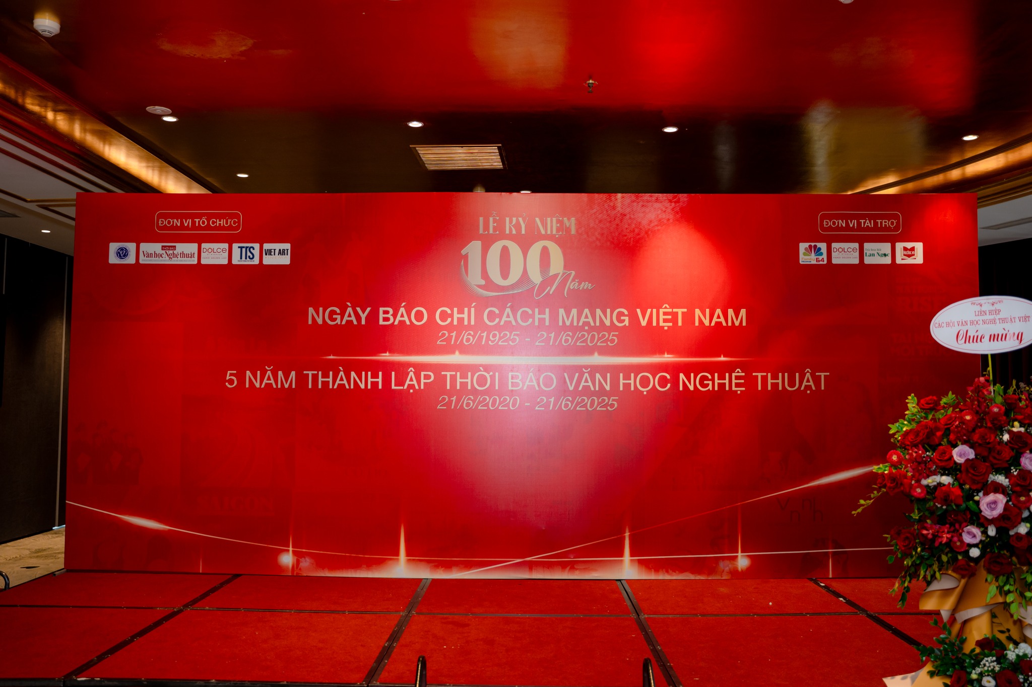 KỶ NIỆM 100 NĂM NGÀY BÁO CHÍ CÁCH MẠNG VIỆT NAM – 5 NĂM THÀNH LẬP THỜI BÁO VĂN HỌC NGHỆ THUẬT